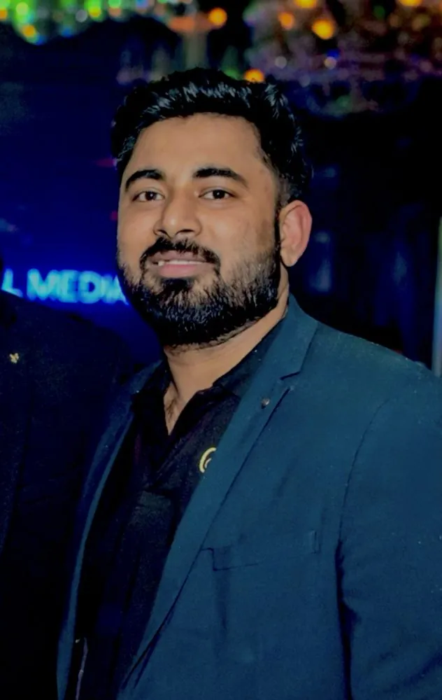 Roshan singh chauhan - the man behind to create the experience by mixsutra